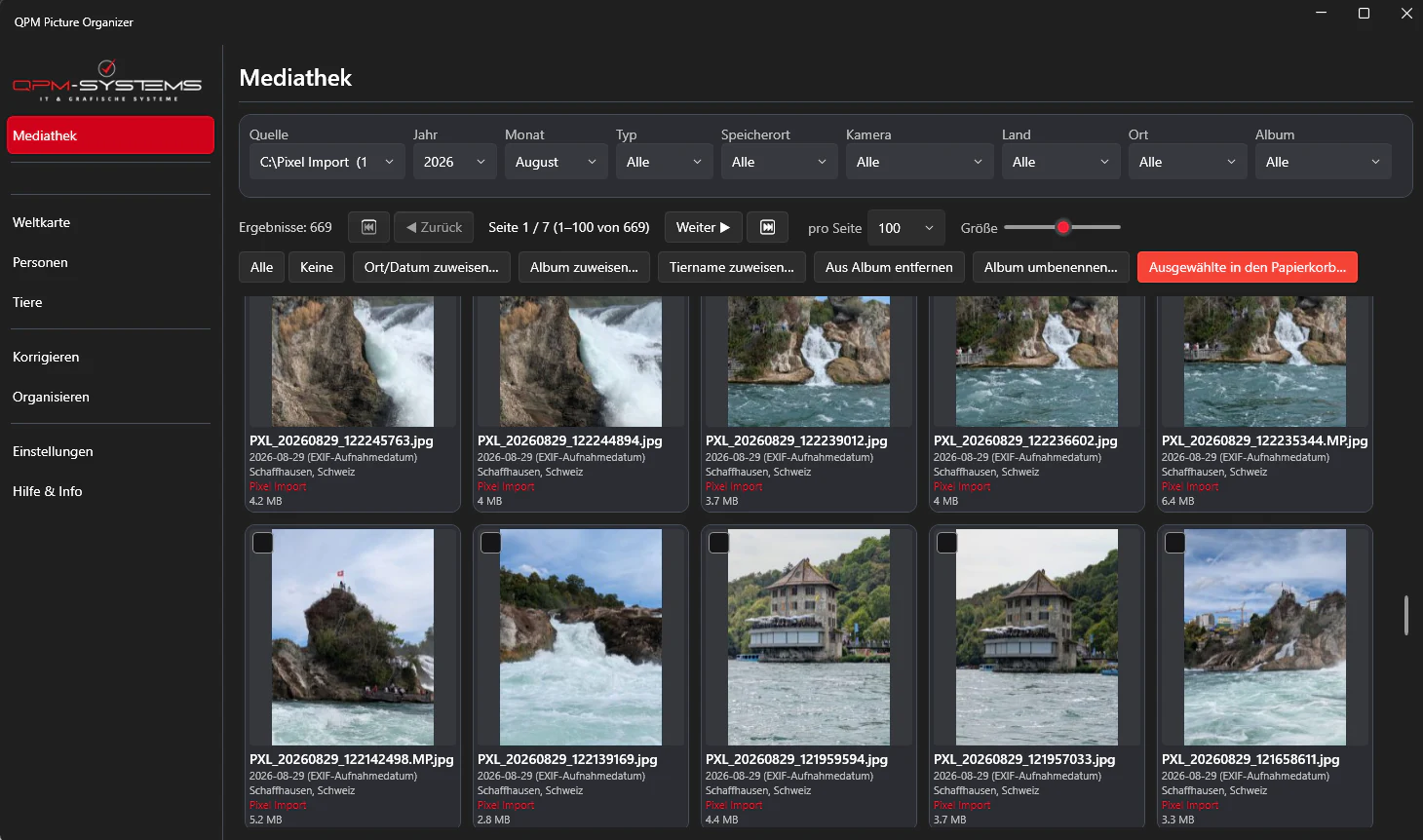 Ansicht «Mediathek» im QPM Picture Organizer: Alle Fotos und Videos an einem Ort, mit Filtern nach Jahr, Ort und Album.